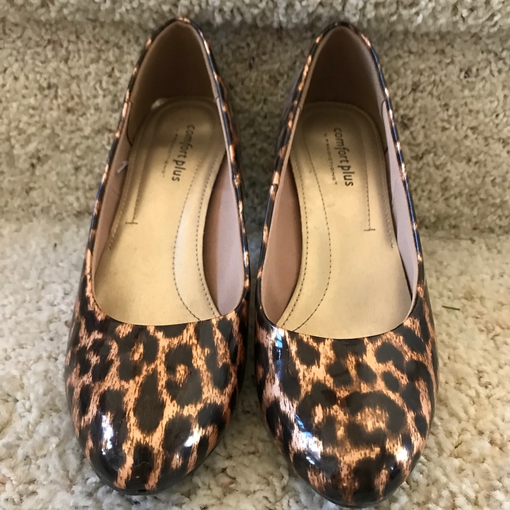 Comfort Plus Leppard Heals